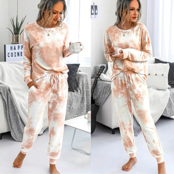 Lay Low 2 piece tie dye soft set - Picture 3 of 5